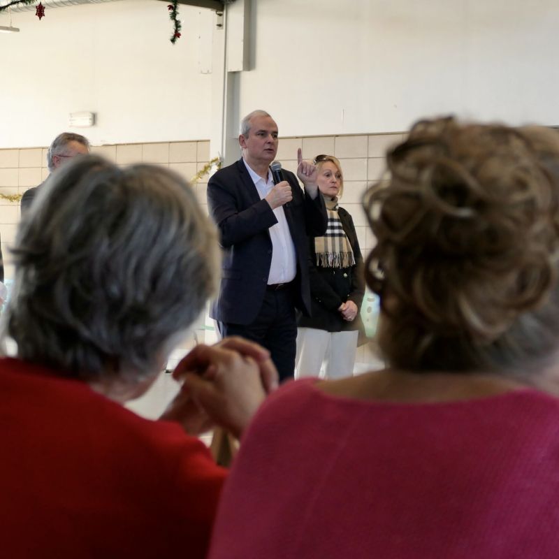 Pierre Fond votre maire sortant se représente aux élections municipales de SARTROUVILLE le 15 et 22 mars 2026