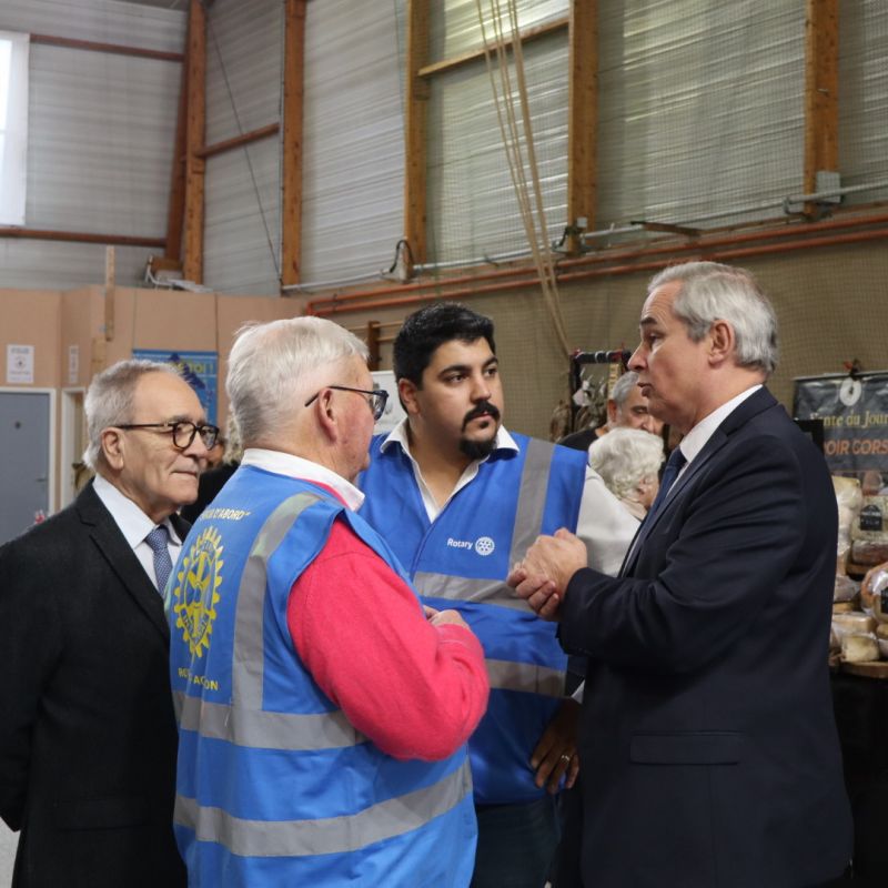 Pierre Fond votre maire sortant se représente aux élections municipales de SARTROUVILLE le 15 et 22 mars 2026